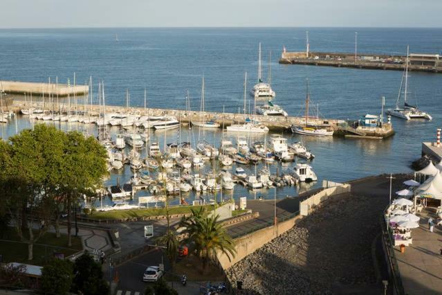 Apartment W Stunning View - Marina - Free Parking & Ac Funchal  Eksteriør billede